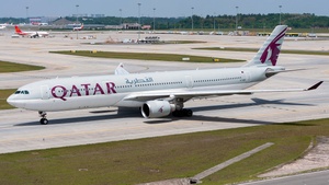 Photo of A7-AEF - Airbus A330-302 operated by Qatar Airways