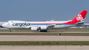 Photo of LX-VCJ - Boeing 747-8R7F operated by Cargolux