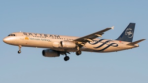 Photo of VN-A327 - Airbus A321-231 operated by Vietnam Airlines