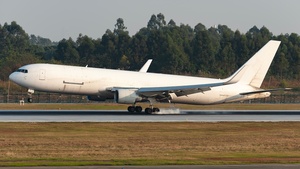 Photo of 4L-GIT - Boeing 767-333(ER)(BDSF) operated by Georgian Airlines