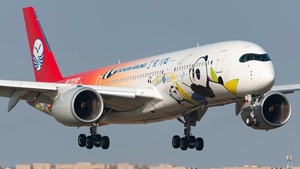 Photo of B-32F8 - Airbus A350-941 operated by Sichuan Airlines