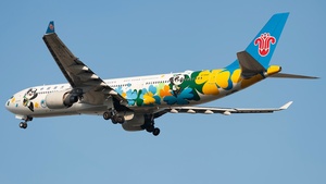 Photo of B-5940 - Airbus A330-323 operated by China Southern Airlines