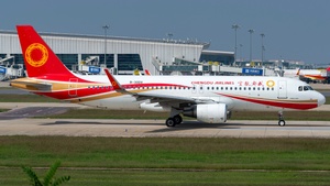 Photo of B-30DX - Airbus A320-214 operated by Chengdu Airlines