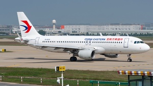 Photo of B-8229 - Airbus A320-214 operated by China Eastern Airlines