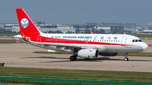 Photo of B-1016 - Airbus A319-133 operated by Sichuan Airlines