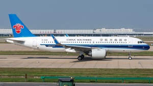 Photo of B-32GD - Airbus A320-251N operated by China Southern Airlines
