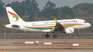 Photo of B-6441 - Airbus A319-115 operated by Tibet Airlines