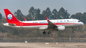 Photo of B-8326 - Airbus A320-214 operated by Sichuan Airlines