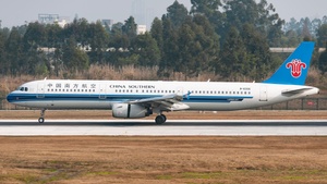 Photo of B-6306 - Airbus A321-231 operated by China Southern Airlines