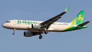 Photo of B-8817 - Airbus A320-214 operated by Spring Airlines