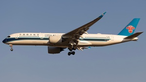 Photo of B-324R - Airbus A350-941 operated by China Southern Airlines