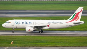 Photo of 4R-ABM - Airbus A320-214 operated by SriLankan Airlines