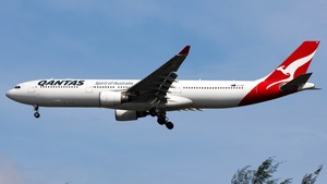 Photo of VH-QPF - Airbus A330-303 operated by Qantas