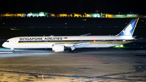 Photo of 9V-SCQ - Boeing 787-10 Dreamliner operated by Singapore Airlines