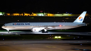 Photo of HL8346 - Boeing 777-3B5(ER) operated by Korean Air