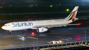 Photo of 4R-ALM - Airbus A330-343 operated by SriLankan Airlines