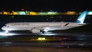 Photo of B-LRV - Airbus A350-941 operated by Cathay Pacific Airways