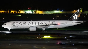 Photo of HL7732 - Boeing 777-28E(ER) operated by Asiana Airlines