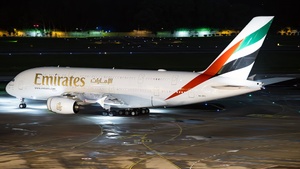 Photo of A6-EEL - Airbus A380-861 operated by Emirates