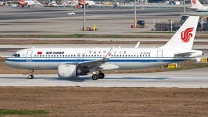 Photo of B-32AQ - Airbus A320-251N operated by Air China