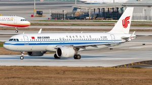 Photo with serial 10604 - Airbus A320-251N