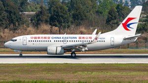 Photo of B-5231 - Boeing 737-79P operated by China Eastern Airlines