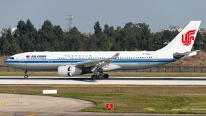 Photo of B-6541 - Airbus A330-243 operated by Air China