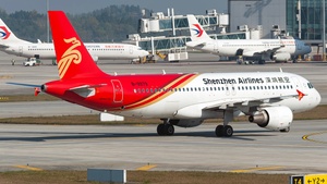 Photo of B-9979 - Airbus A320-214 operated by Shenzhen Airlines