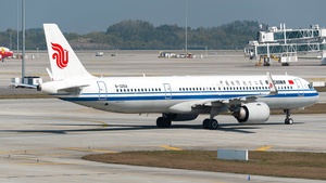 Photo of B-325A - Airbus A321-251NX operated by Air China