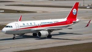 Photo of B-8323 - Airbus A320-214 operated by Sichuan Airlines