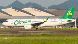 Photo of B-30D7 - Airbus A320-251N operated by Spring Airlines