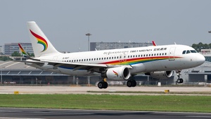 Photo of B-8417 - Airbus A320-214 operated by Tibet Airlines