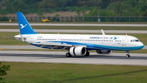 Photo of B-32CU - Airbus A321-251NX operated by Xiamen Airlines