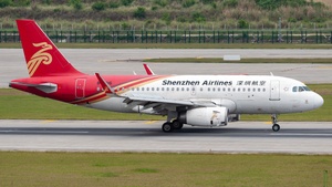 Photo of B-1016 - Airbus A319-133 operated by Shenzhen Airlines