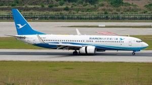 Photo of B-5847 - Boeing 737-85C operated by Xiamen Airlines