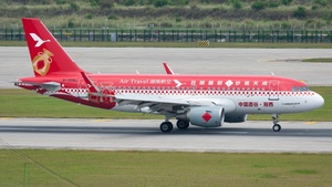 Photo of B-305L - Airbus A319-115 operated by Air Travel