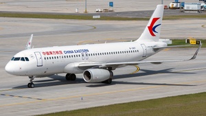 Photo of B-1607 - Airbus A320-232 operated by China Eastern Airlines