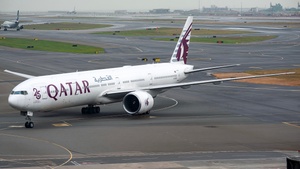 Photo of A7-BOI - Boeing 777-367(ER) operated by Qatar Airways