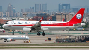Photo of B-1665 - Airbus A320-214 operated by Sichuan Airlines