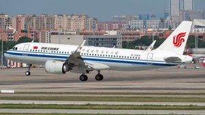 Photo of B-326V - Airbus A320-251N operated by Air China
