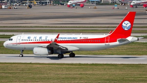 Photo of B-1662 - Airbus A320-232 operated by Sichuan Airlines