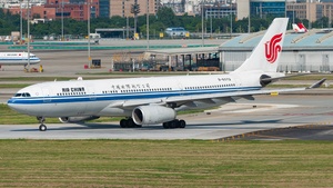 Photo of B-6072 - Airbus A330-243 operated by Air China
