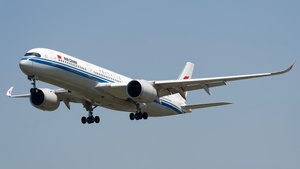 Photo of B-32DL - Airbus A350-941 operated by Air China