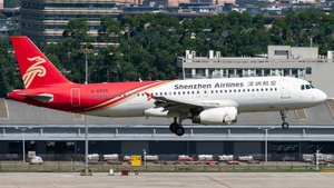 Photo of B-6935 - Airbus A320-232 operated by Shenzhen Airlines
