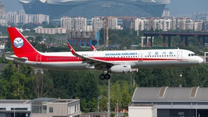 Photo of B-304J - Airbus A321-231 operated by Sichuan Airlines
