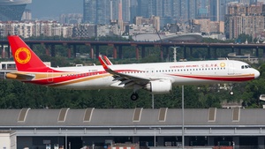 Photo of B-32GU - Airbus A321-251NX operated by Chengdu Airlines