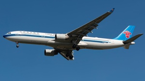 Photo of B-5951 - Airbus A330-323 operated by China Southern Airlines