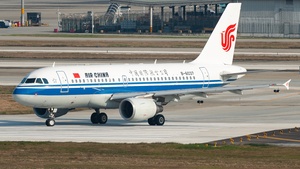 Photo of B-6037 - Airbus A319-115 operated by Air China