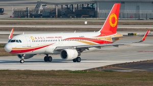 Photo of B-8878 - Airbus A320-214 operated by Chengdu Airlines