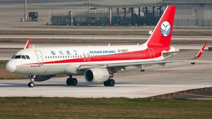 Photo of B-8657 - Airbus A320-214 operated by Sichuan Airlines